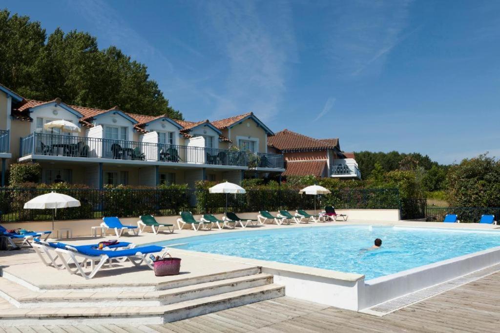Residence Pierre & Vacances Le Hameau Du Lac 玛西亚克 外观 照片
